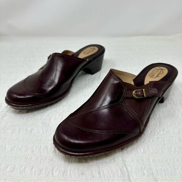 Clark’s Leather Clogs- Size 8 - Picture 11 of 13